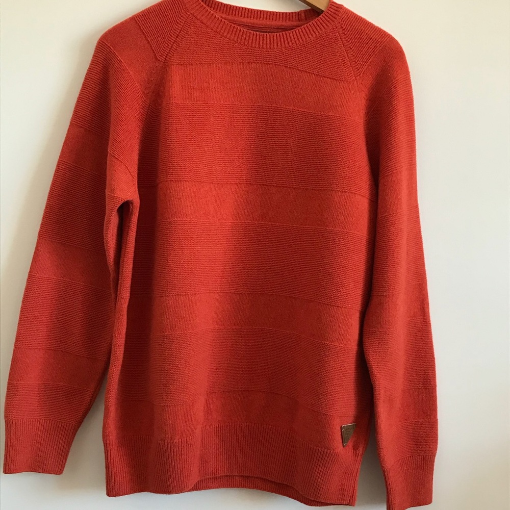 Comfy long sweater for leggings and mugs of coffee